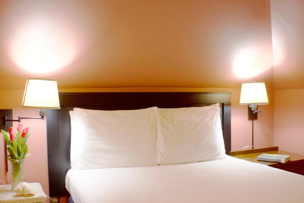 Carisbrooke Inn Bed & Breakfast